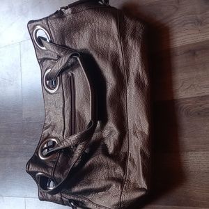 Large bag metallic bronze